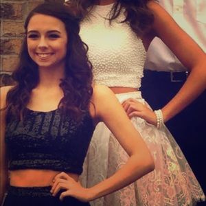 Sherri Hill- size 6